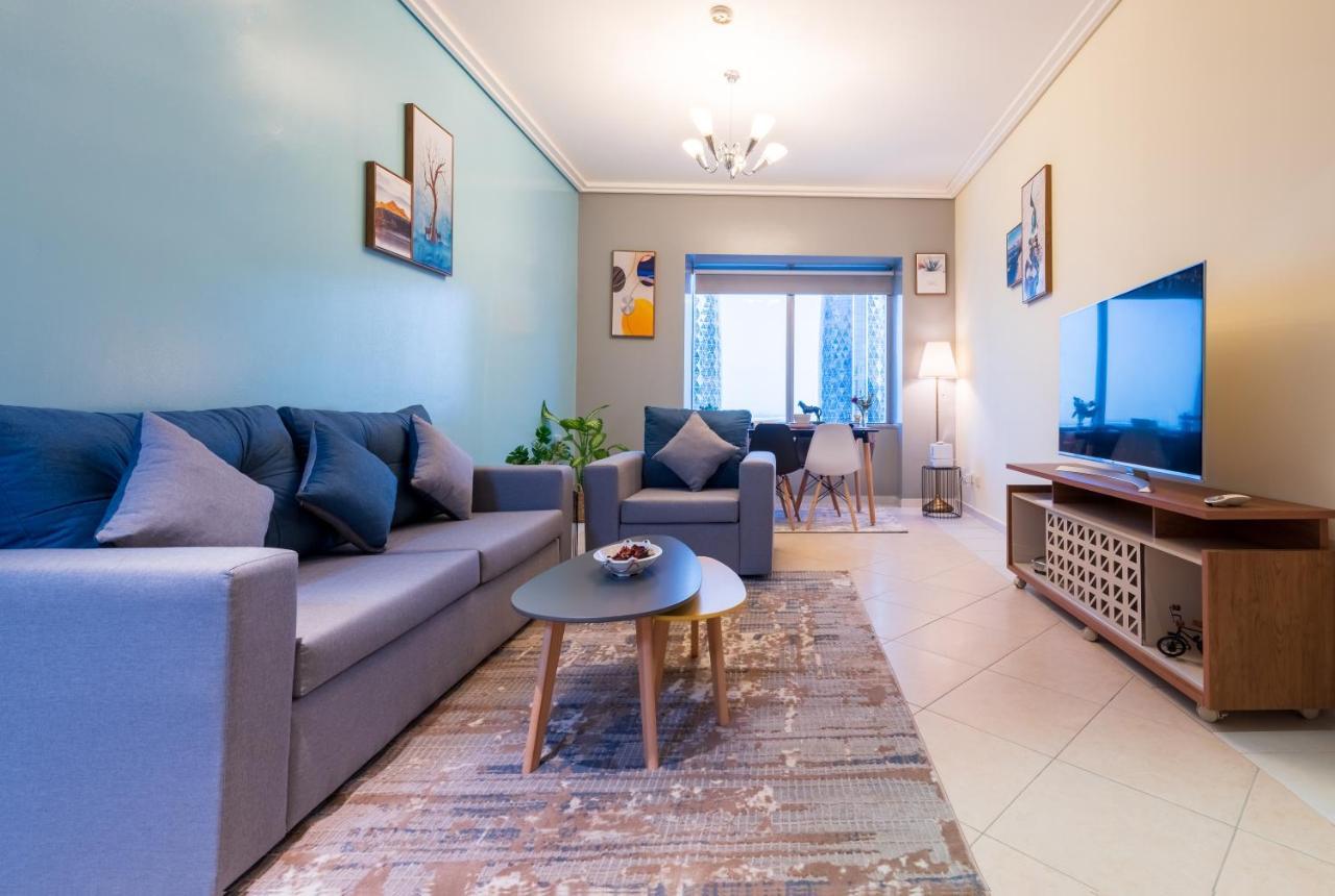 Trinity Holiday Homes - Sheikh Zayed Road Near To Financial Center Metro Station Dubaj Kültér fotó