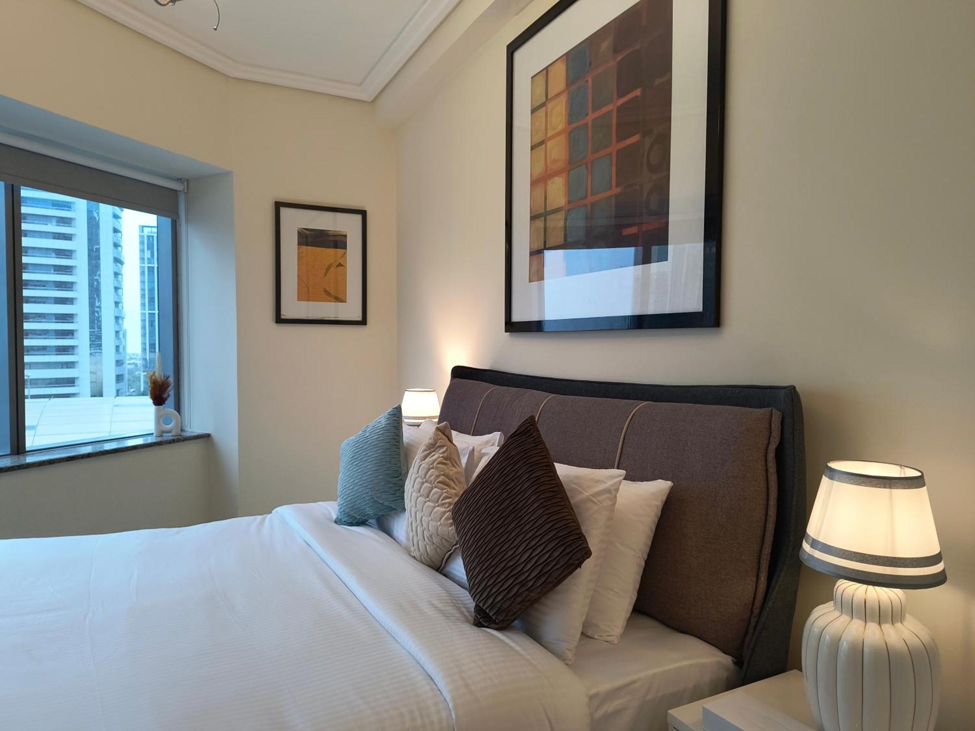 Trinity Holiday Homes - Sheikh Zayed Road Near To Financial Center Metro Station Dubaj Kültér fotó