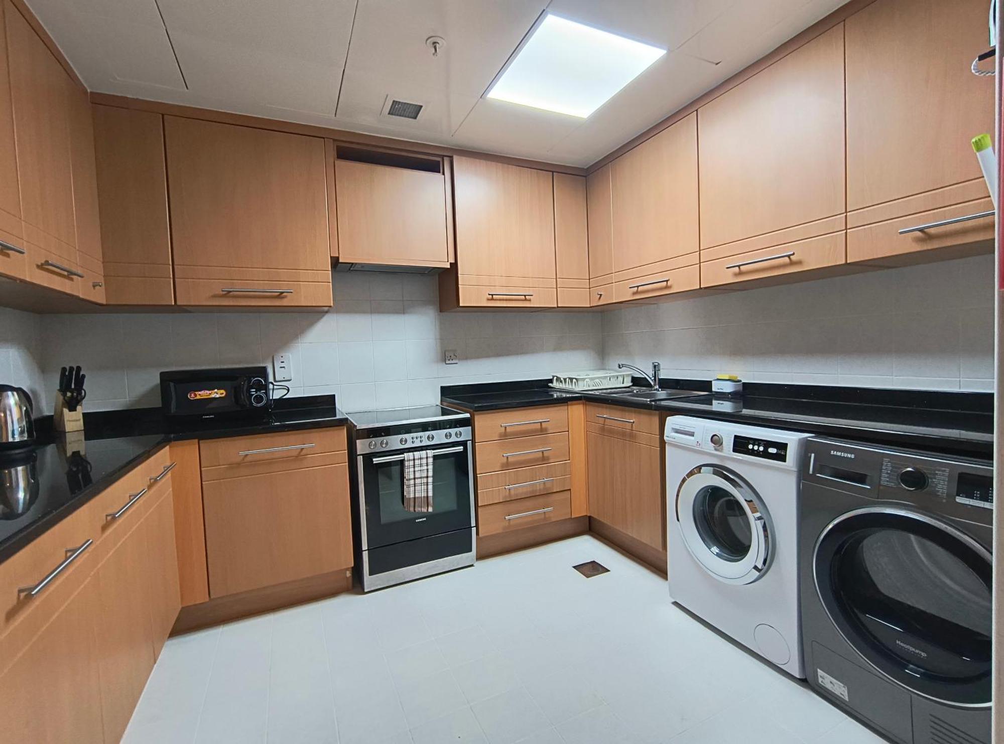 Trinity Holiday Homes - Sheikh Zayed Road Near To Financial Center Metro Station Dubaj Kültér fotó