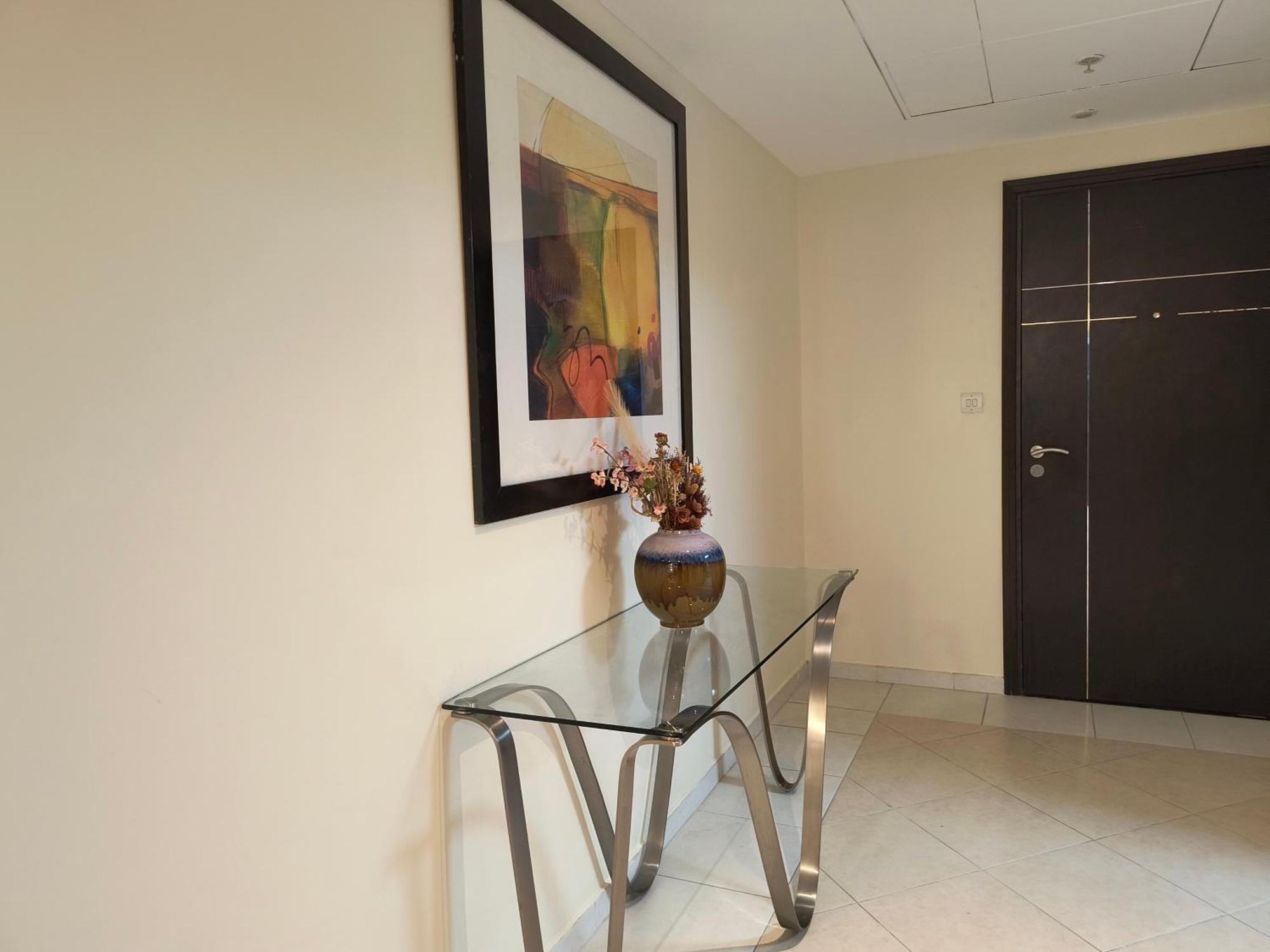 Trinity Holiday Homes - Sheikh Zayed Road Near To Financial Center Metro Station Dubaj Kültér fotó