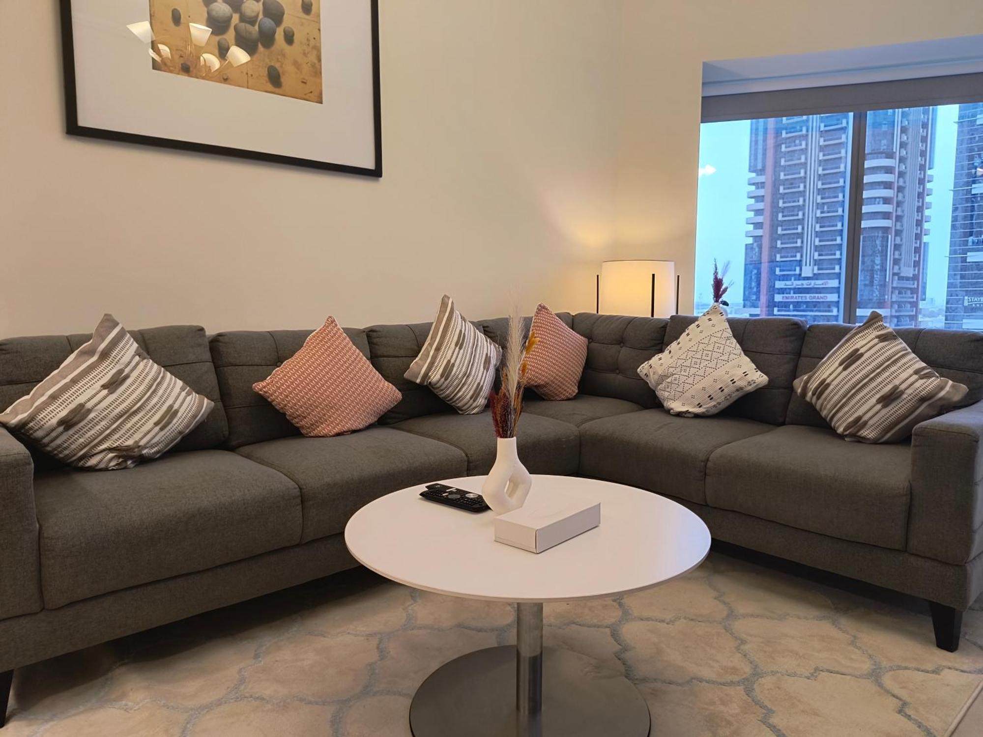 Trinity Holiday Homes - Sheikh Zayed Road Near To Financial Center Metro Station Dubaj Kültér fotó