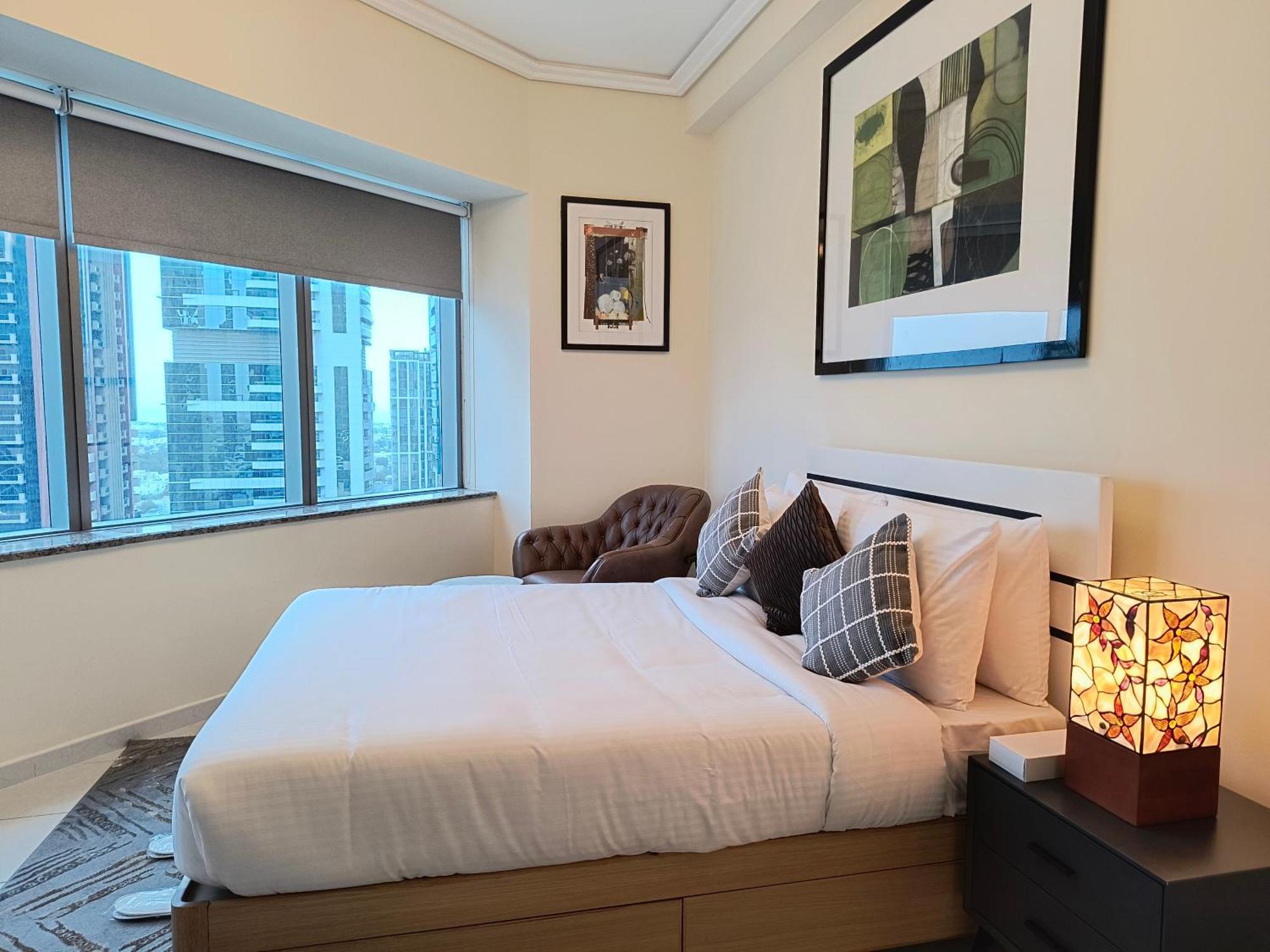 Trinity Holiday Homes - Sheikh Zayed Road Near To Financial Center Metro Station Dubaj Kültér fotó