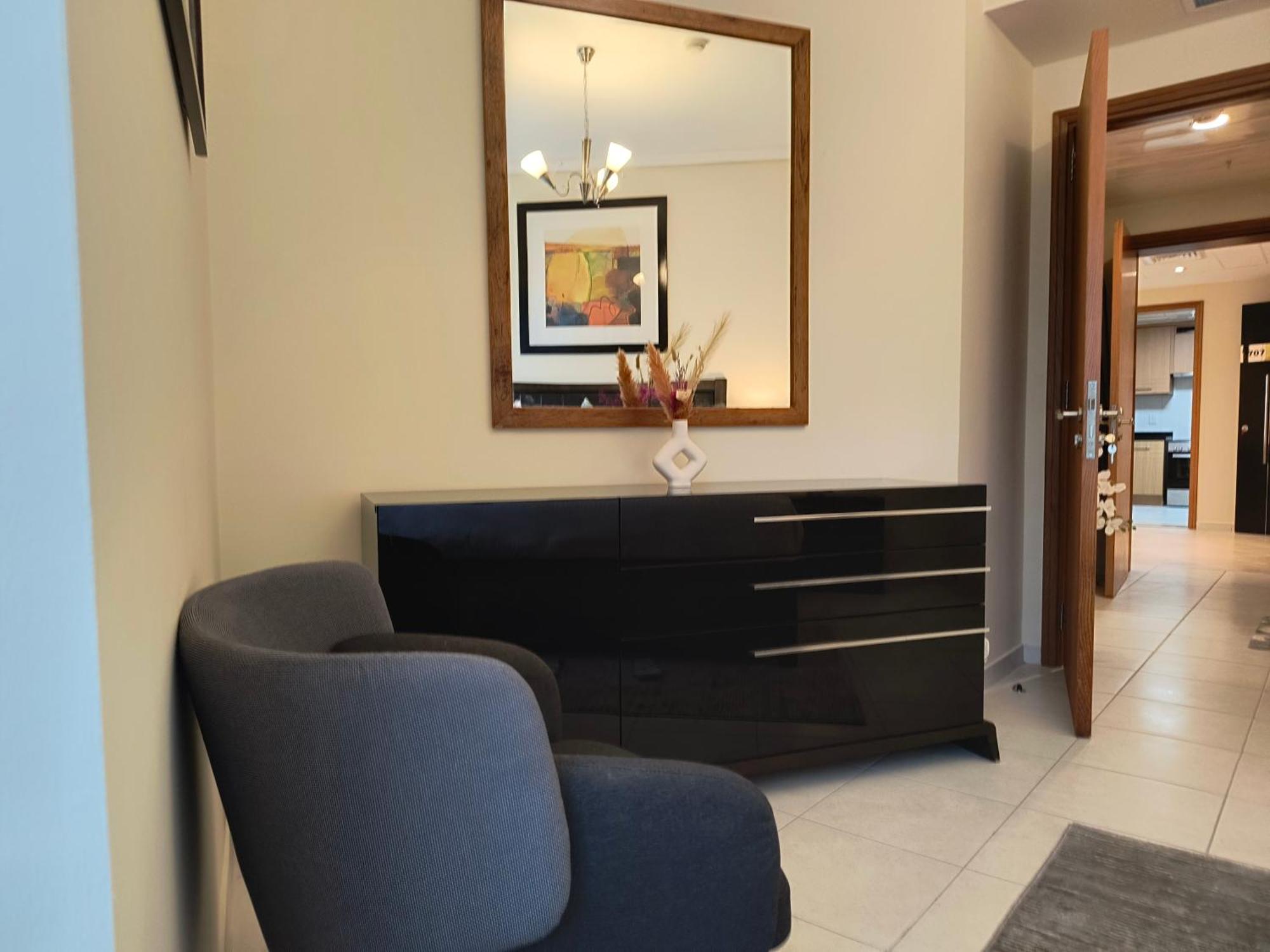 Trinity Holiday Homes - Sheikh Zayed Road Near To Financial Center Metro Station Dubaj Kültér fotó