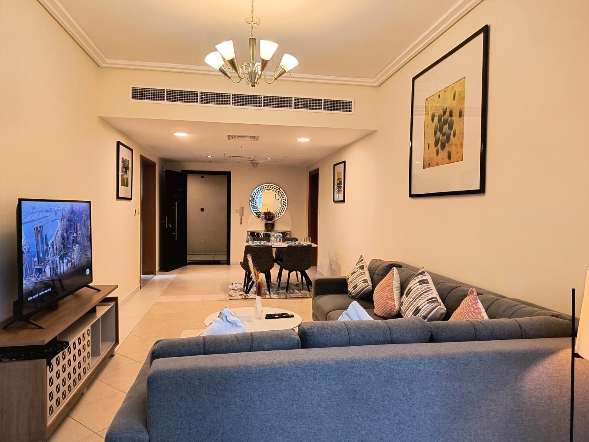 Trinity Holiday Homes - Sheikh Zayed Road Near To Financial Center Metro Station Dubaj Kültér fotó